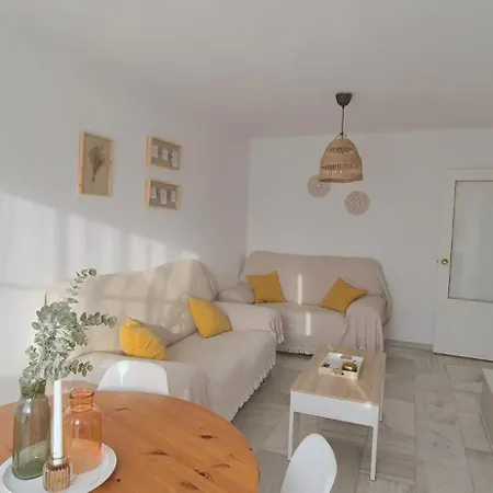 A 9 Min Centro Apartment *