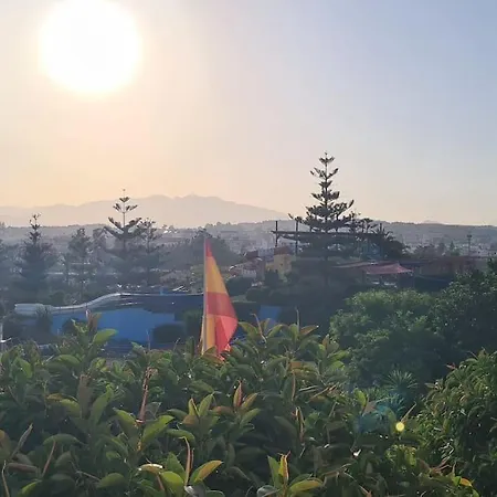 A 9 Min Centro شقة *